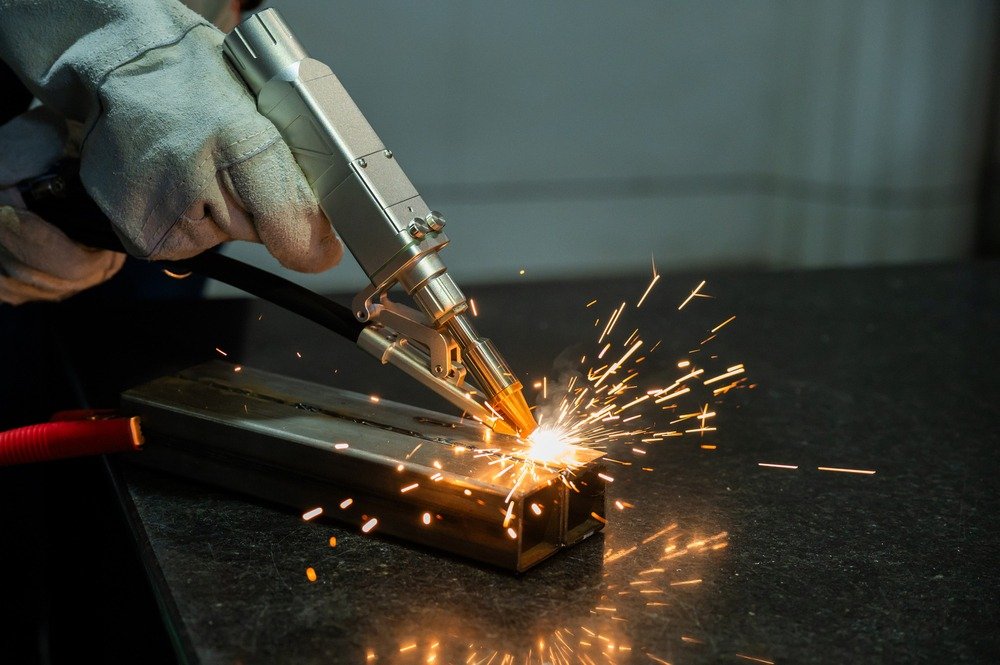 FIBER LASER WELDING
