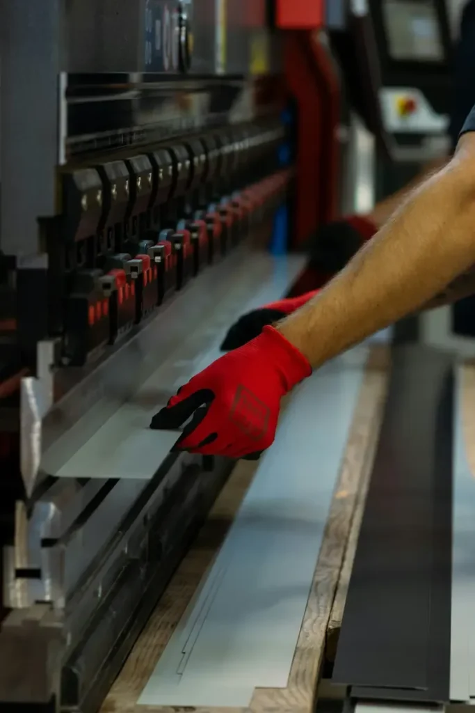 CNC BENDING